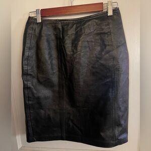 Croft & Barrow leather miniskirt, black size 4 lambskin